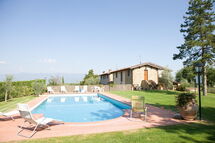 La Poggetta located in Cavriglia, Tuscany, Italy sleeps 11 in 4 bedrooms.