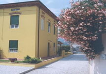 Girasole located in Ponte A Moriano, Tuscany, Italy sleeps 6 in 0 bedrooms.