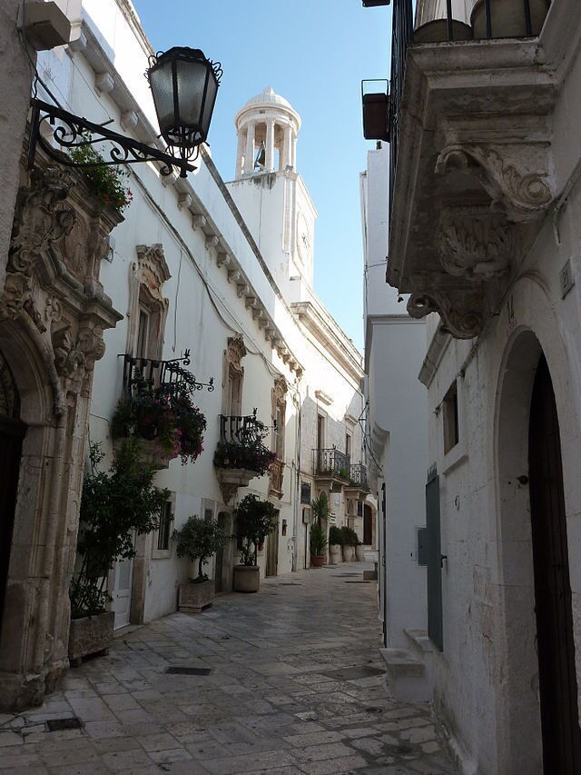 Narrow street in Locorotondo