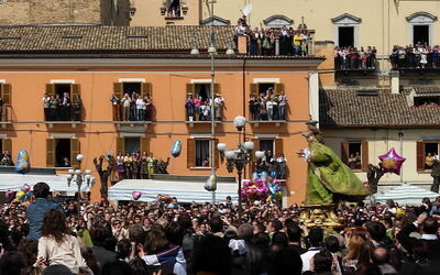 Easter festival in Sulmona