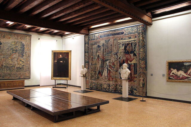 Ca' D'Oro, gallery