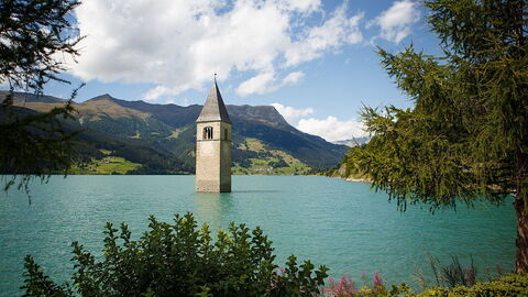 Lake Reschen, Tower