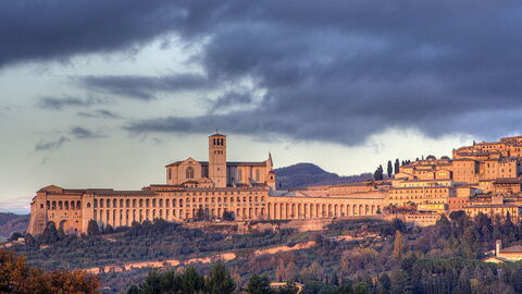 https://en.wikipedia.org/wiki/Assisi