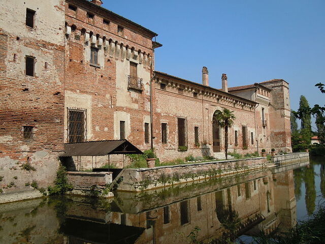 Exterior of Padernello Castle