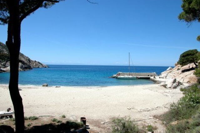 Montecristo beach