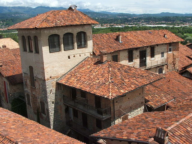 Candelo rooftops