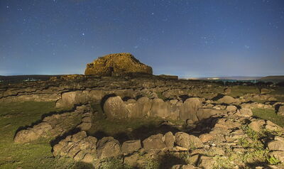 Su Nuraxi under the stars