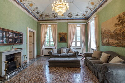 A living room in Villa Gallietta