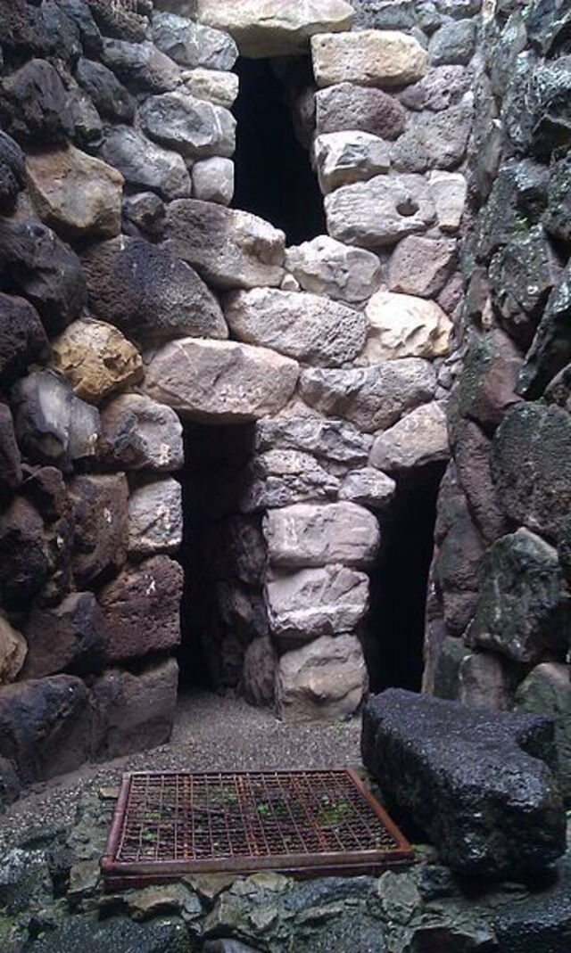 inside a typical nuraghe