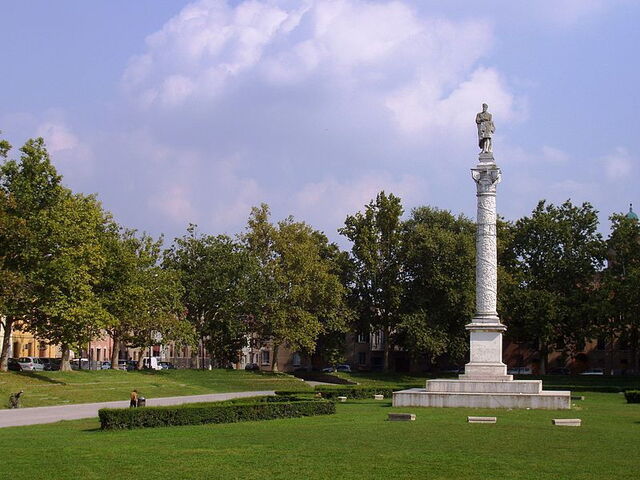 Piazza Ariostea