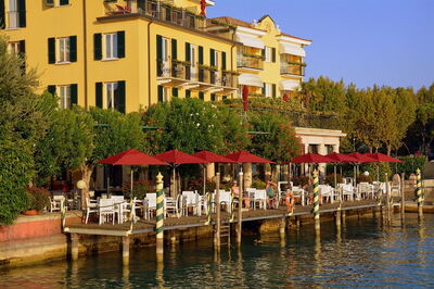 Dining over Lake Garda