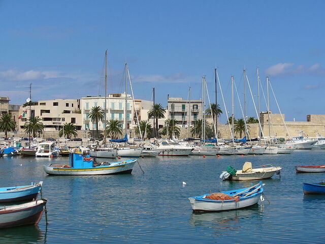 Bari vecchia harbour