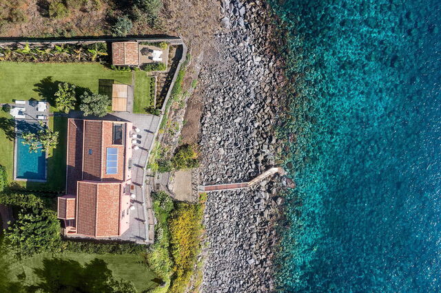 Villa Pozzillo, sea