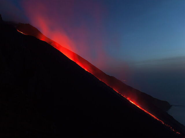 Stromboli, lava