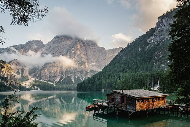Pragser Wildsee, Boathouse