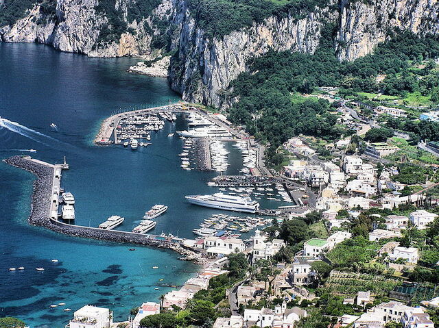 Capri Island Harbour
