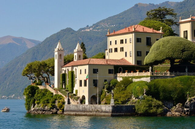 Villa Del Balbianello, exterior
