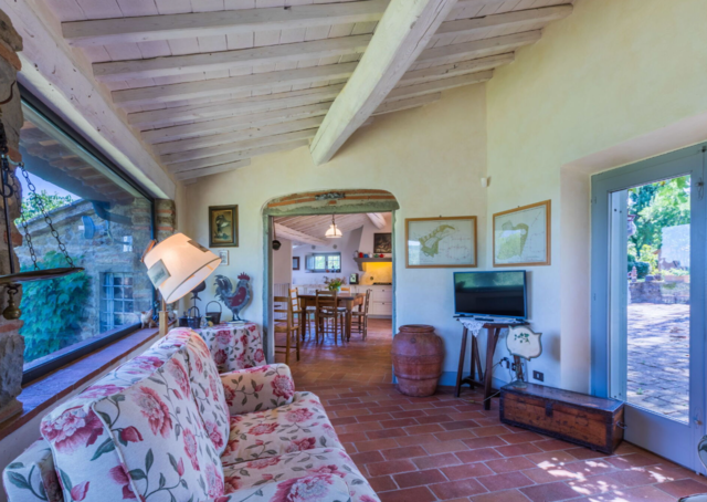 Casa Aia, living room