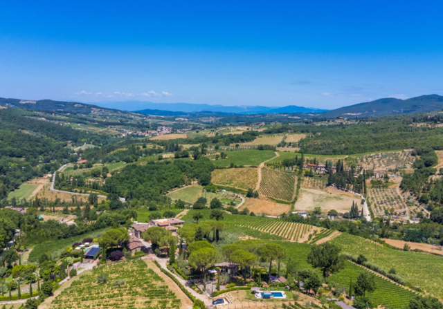 Views around Casa Aia