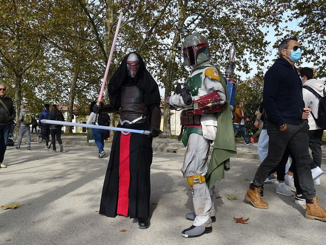 Darth Revan and Boba Fett cosplay, Lucca, 2021