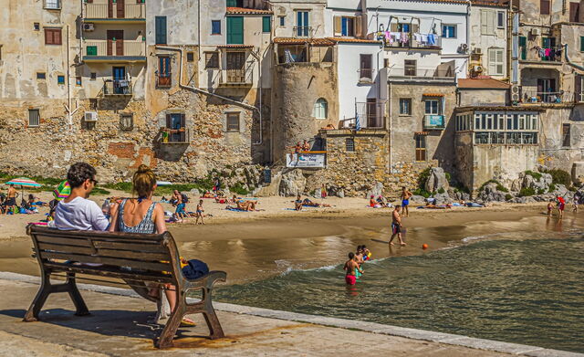 Cefalù, bay
