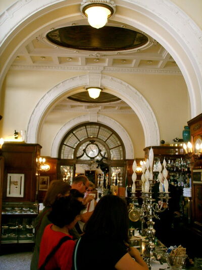 Caffè Gilli, interior