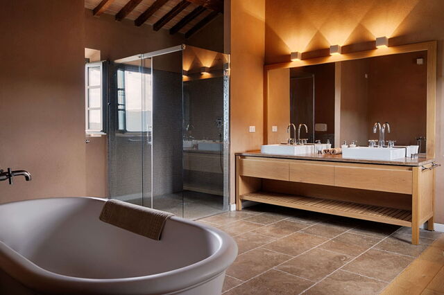 Villa Collinette, bathroom