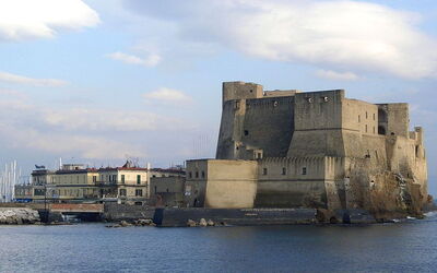 Castel dell 'Ova