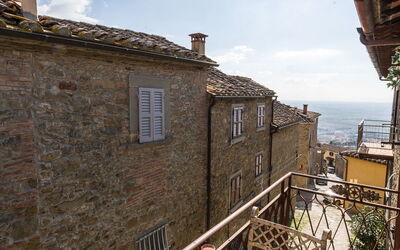 Michelangelo Cortona Apartment