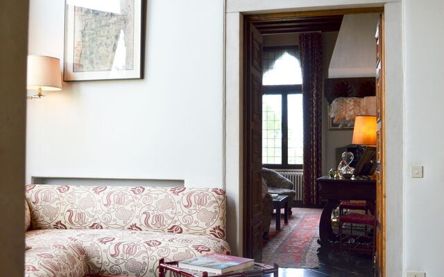 Sitting area