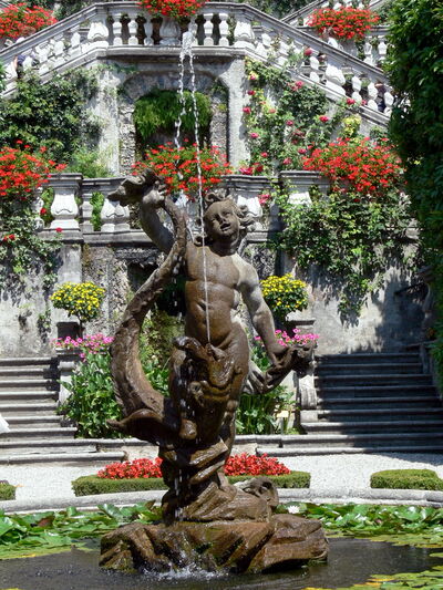 Villa Carlotta, fountain