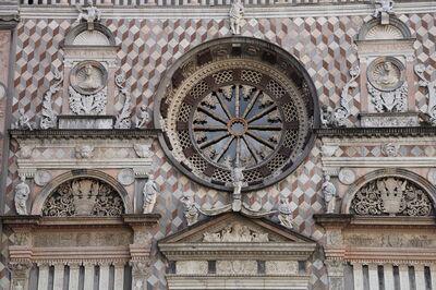 Facade, Cappella Colleoni