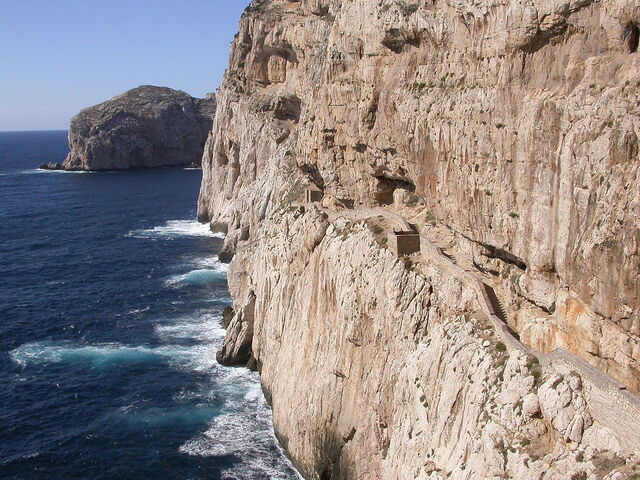 Neptune's Grotto, cliff-face