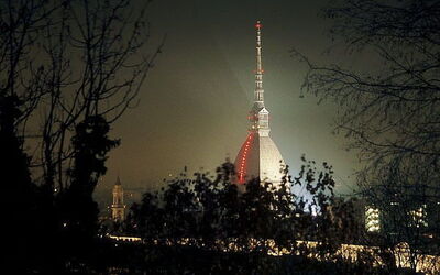 Lit up Mole Antonelliana