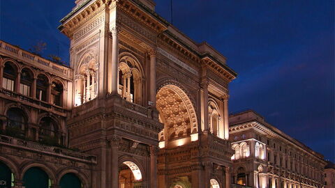 Shopping mall in Milan