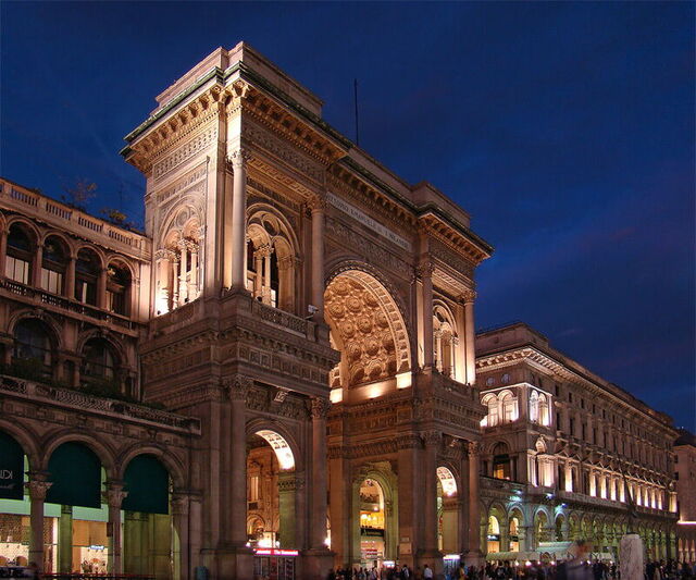 Shopping mall in Milan
