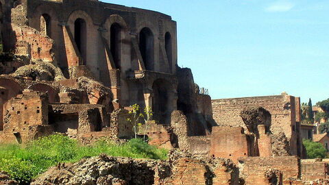 building ruins on palatine hill