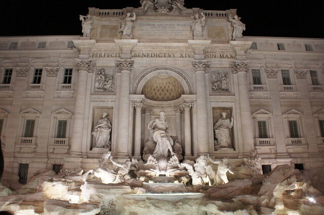 Trevi Fountain
