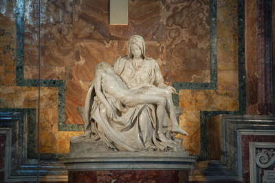Pieta, Michelangelo