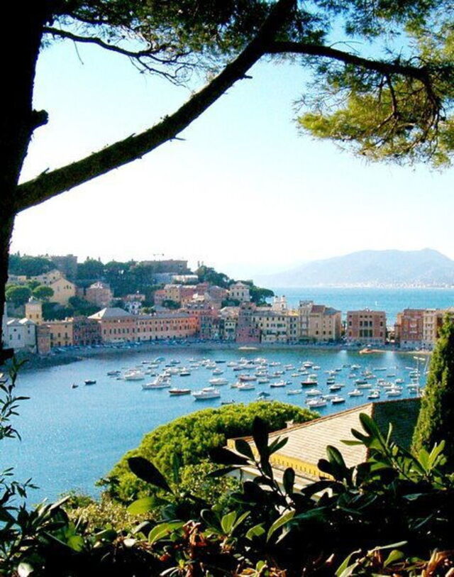 Sestri Levante's Bay of Silence