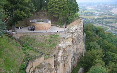 St Patrick's Well, exterior