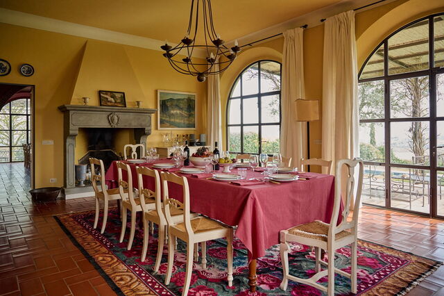 Villa Marliana, dining room