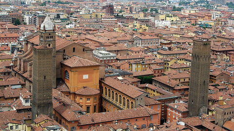 Bologna Cathedral, Exterior