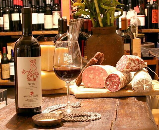 A selection of Tuscan food