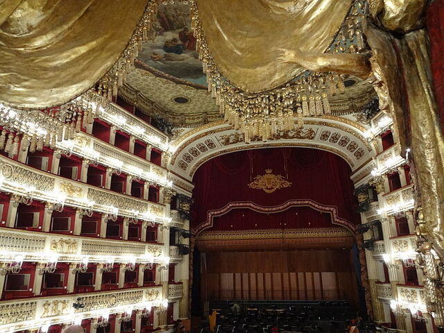 teatro di san carlo in naples