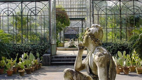 Orto Botanico di Palermo, statuary