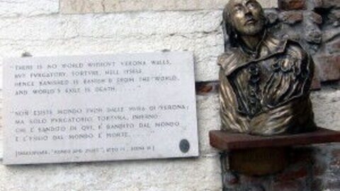 bust of Shakespeare in Verona