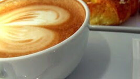 cappuccino e brioche