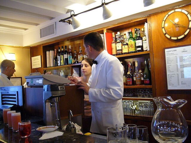 Harry's Bar, Venice, interior