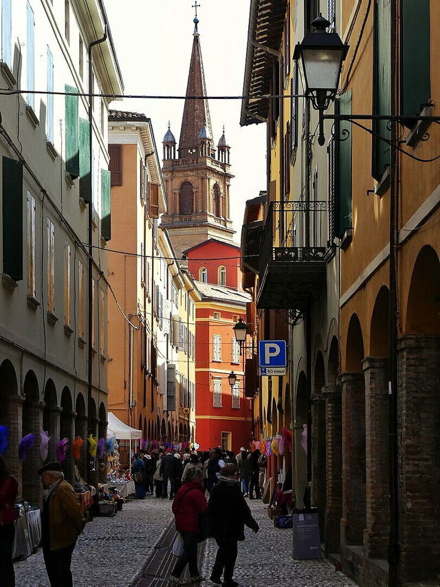 Centre of Vignola
